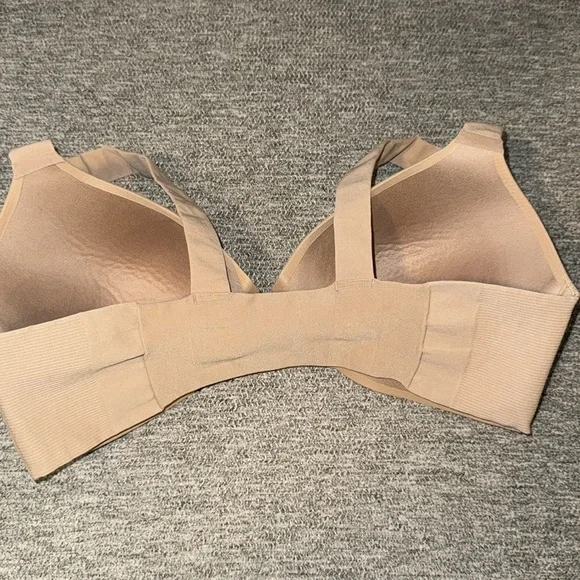 Spanx seamless Tan Bra - Picture 2 of 5